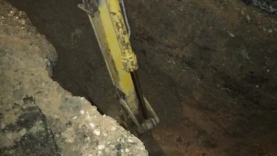 اصلاح كسر 2 ماسورة مياه أمام النادي الاوليمبي